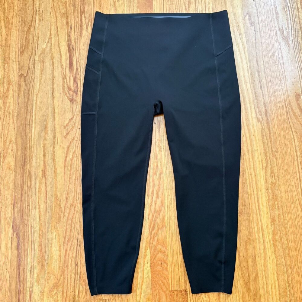 SPANX Black Everywear Leggings 3/4 Length Phone Pocket Womens Size 2XL / XXL